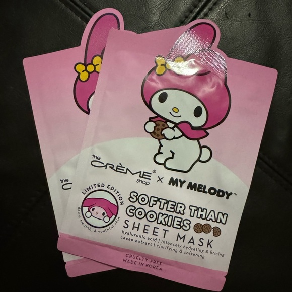Crème Shop Hello Kitty 60 Face Towelettes, 2 My Melody Sheet Mask, Sponge Scrub - Picture 5 of 7